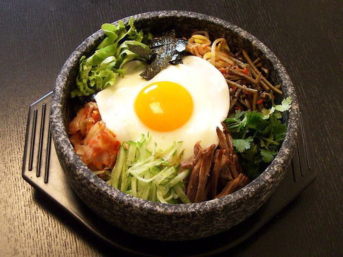 美石記石鍋拌飯加盟指南 費用、條件與代理優勢解析